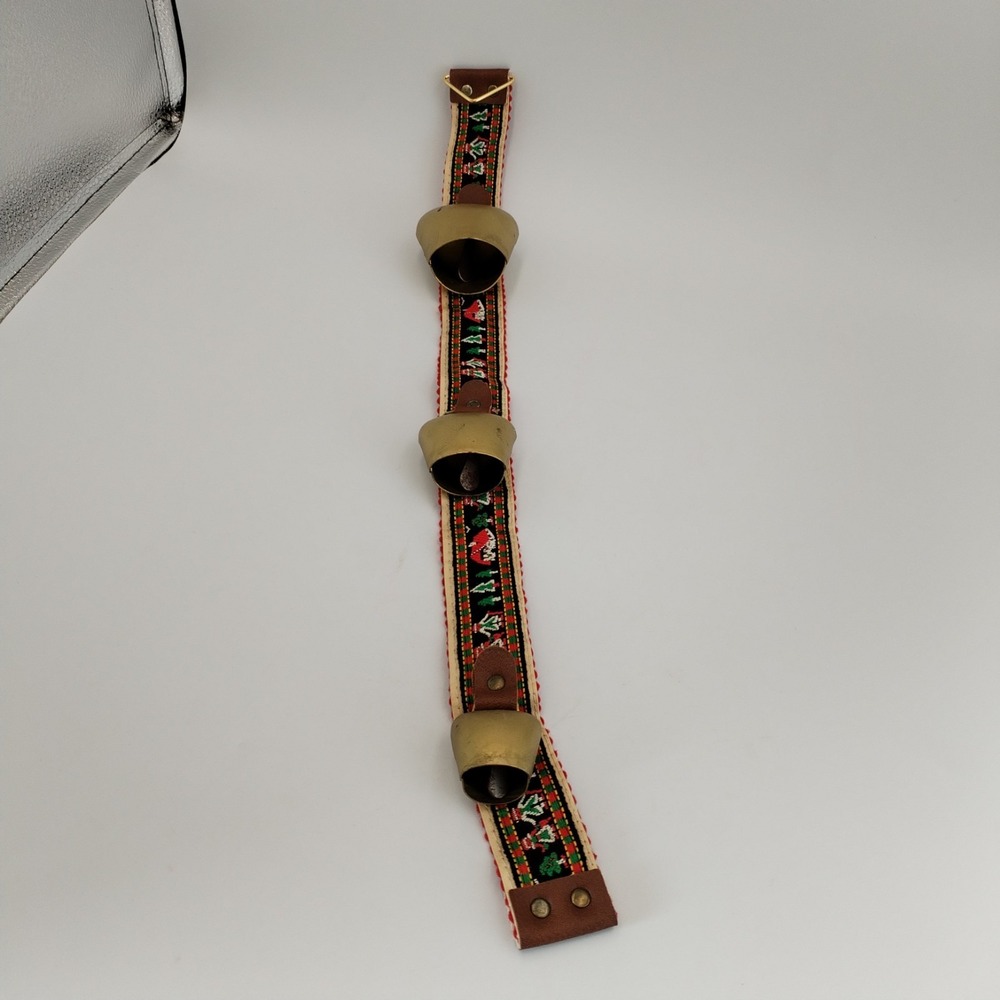 Vintage Swiss Alpine Cowbell Strap Christmas Tree Holiday Door Hanger 3 Bell 20"